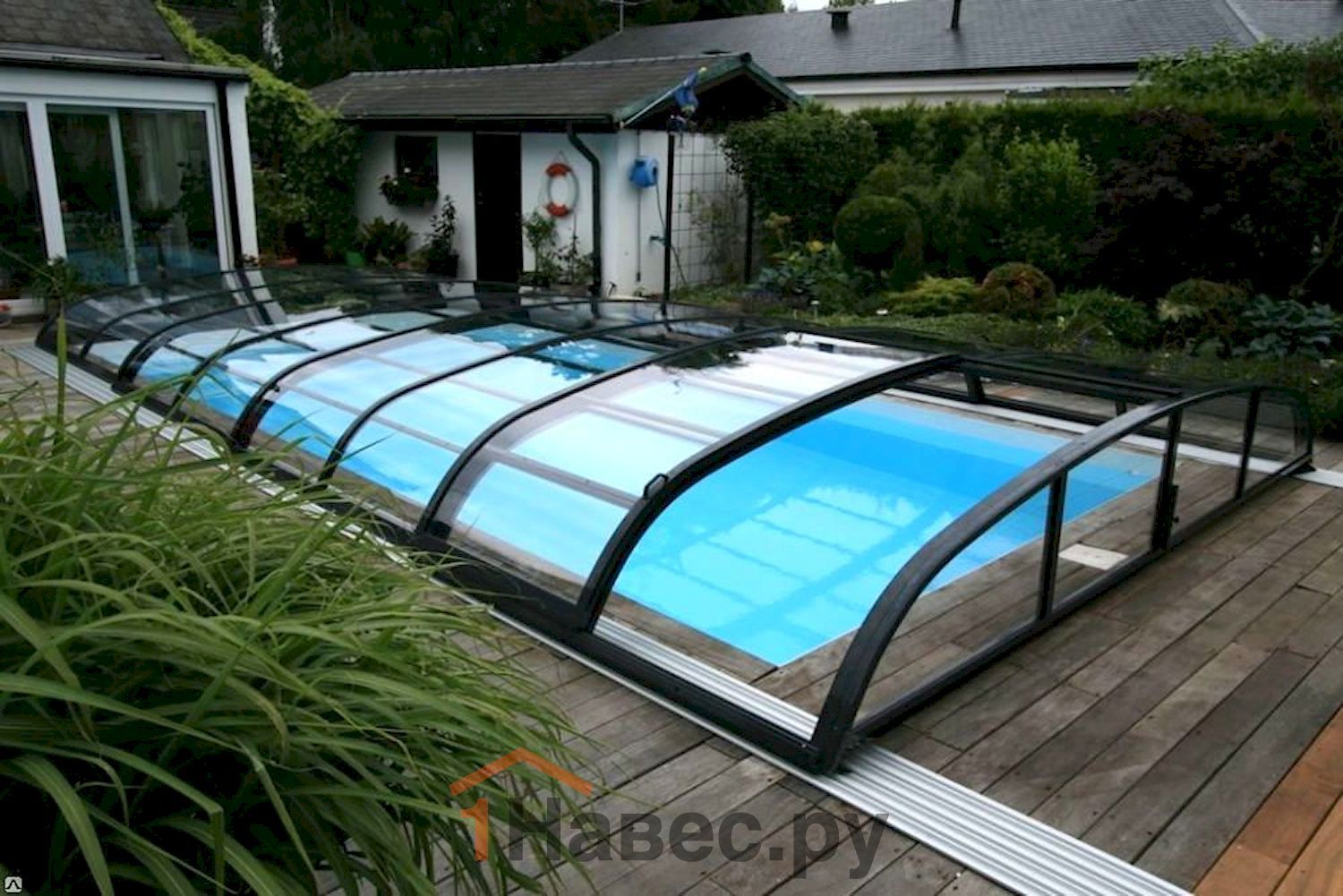 Навес из поликарбоната